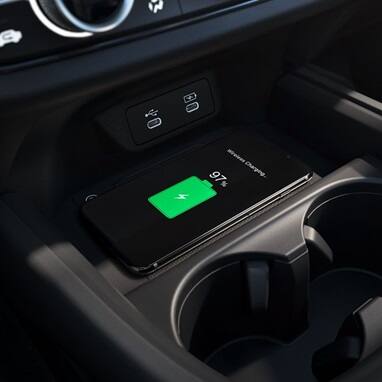 2027 Honda HR-V EX-L close up of the wireless phone charger and USB ports (Subcompact Crossover SUV).